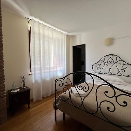 Locanda Sul Lago Santo Stefano Di Sessanio Bagian luar foto