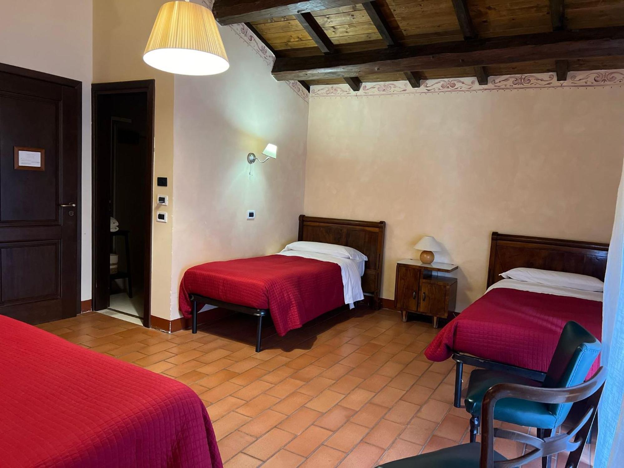 Locanda Sul Lago Santo Stefano Di Sessanio Bagian luar foto